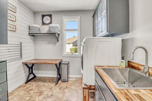 5888 26th Street S, Fargo, ND 58104