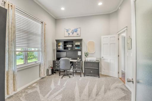 5888 26th Street S, Fargo, ND 58104