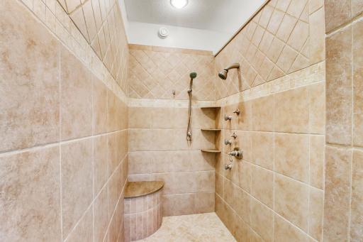 5888 26th Street S, Fargo, ND 58104
