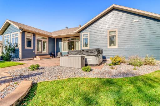 5888 26th Street S, Fargo, ND 58104
