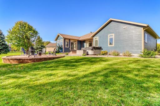 5888 26th Street S, Fargo, ND 58104
