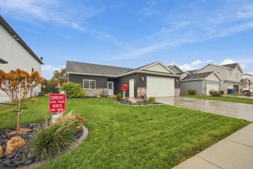 3613 30TH Street S, Moorhead, MN 56560