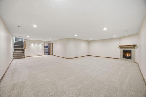 13918 Eagle Street NW, Andover, MN 55304