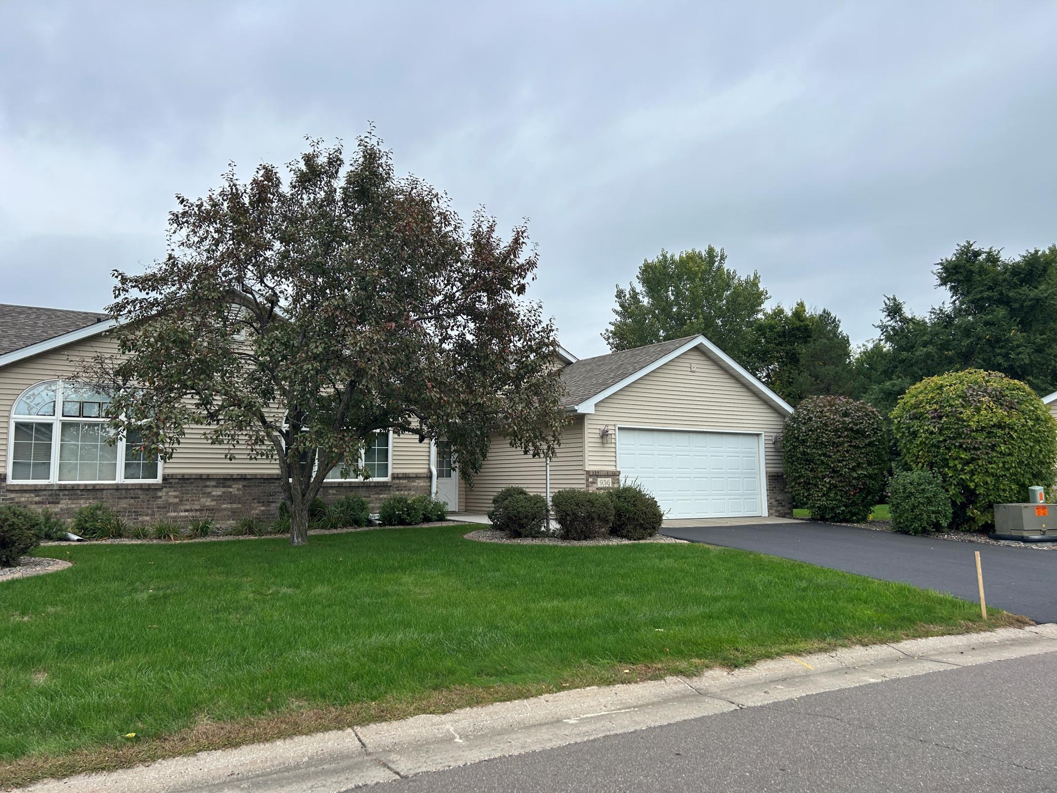 Property photo for 936 Golden Pond Court, Buffalo, MN 55313