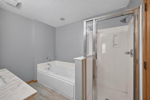 10154 Country Club Curve, Saint Paul, MN 55129