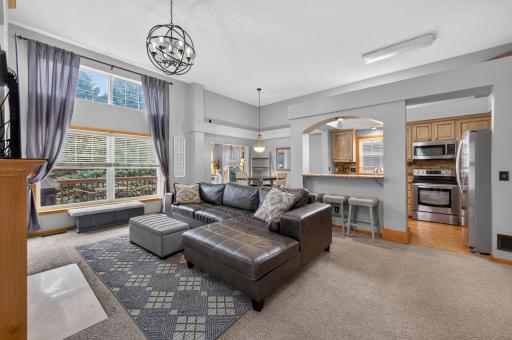 10154 Country Club Curve, Saint Paul, MN 55129