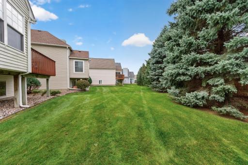 10154 Country Club Curve, Saint Paul, MN 55129