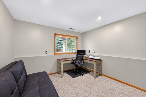 10154 Country Club Curve, Saint Paul, MN 55129