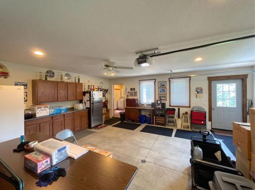 9962 91st Street NW, Annandale, MN 55302