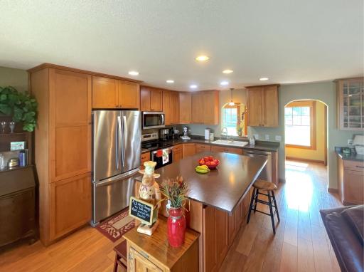9962 91st Street NW, Annandale, MN 55302