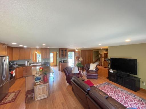 9962 91st Street NW, Annandale, MN 55302