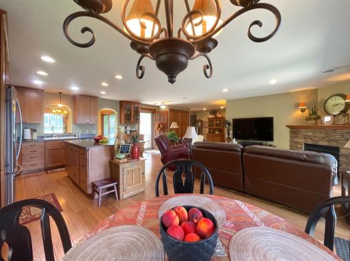 9962 91st Street NW, Annandale, MN 55302