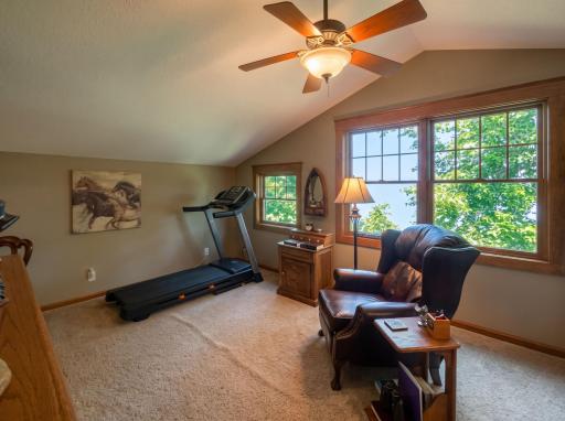 9962 91st Street NW, Annandale, MN 55302