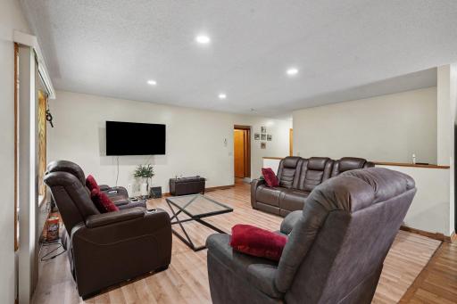 1550 41st Avenue NE, Columbia Heights, MN 55421