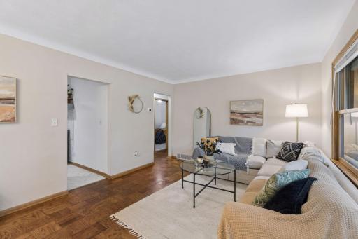 1814 Mcknight Road N, Maplewood, MN 55109