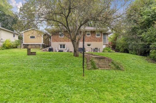 1814 Mcknight Road N, Maplewood, MN 55109