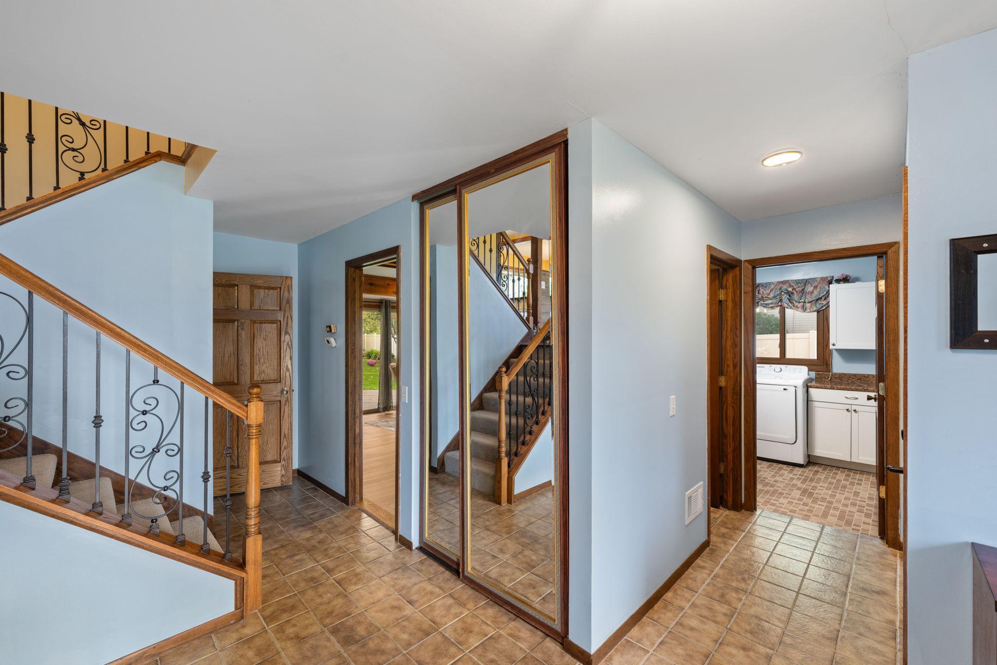 Front Entry Way