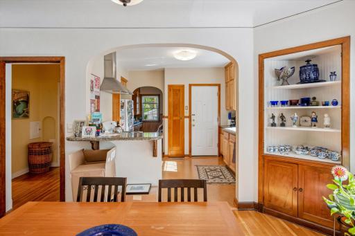 4331 Chowen Avenue S, Minneapolis, MN 55410