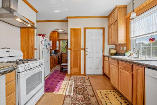 4331 Chowen Avenue S, Minneapolis, MN 55410