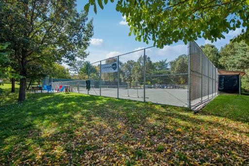 4331 Chowen Avenue S, Minneapolis, MN 55410