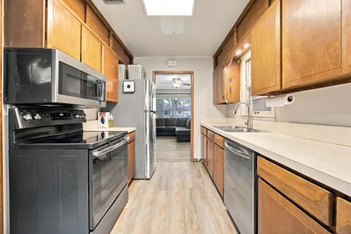 48 17th Avenue N, Fargo, ND 58102