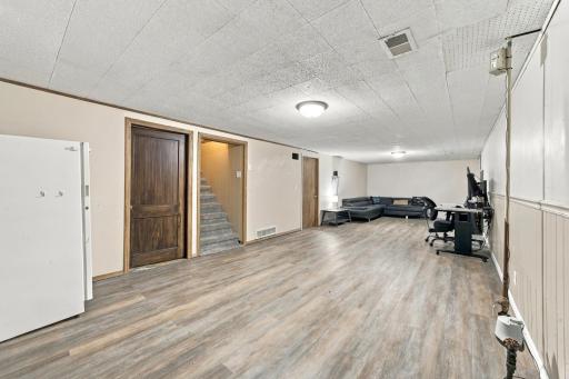 48 17th Avenue N, Fargo, ND 58102