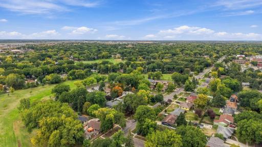 48 17th Avenue N, Fargo, ND 58102