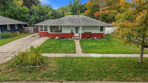 48 17th Avenue N, Fargo, ND 58102