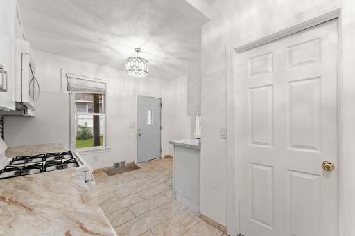 601 Sims Avenue, Saint Paul, MN 55130