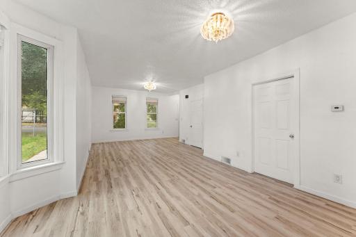 601 Sims Avenue, Saint Paul, MN 55130