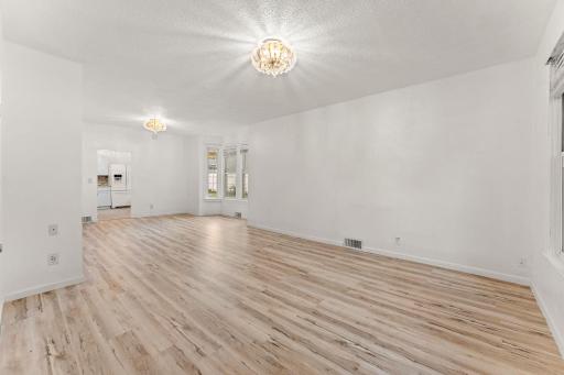 601 Sims Avenue, Saint Paul, MN 55130