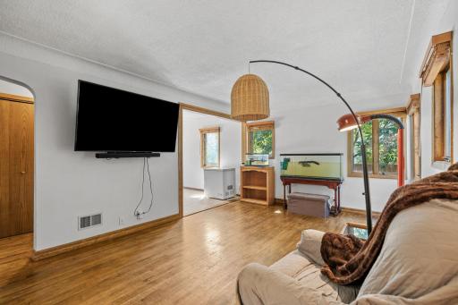 5510 James Avenue N, Minneapolis, MN 55430