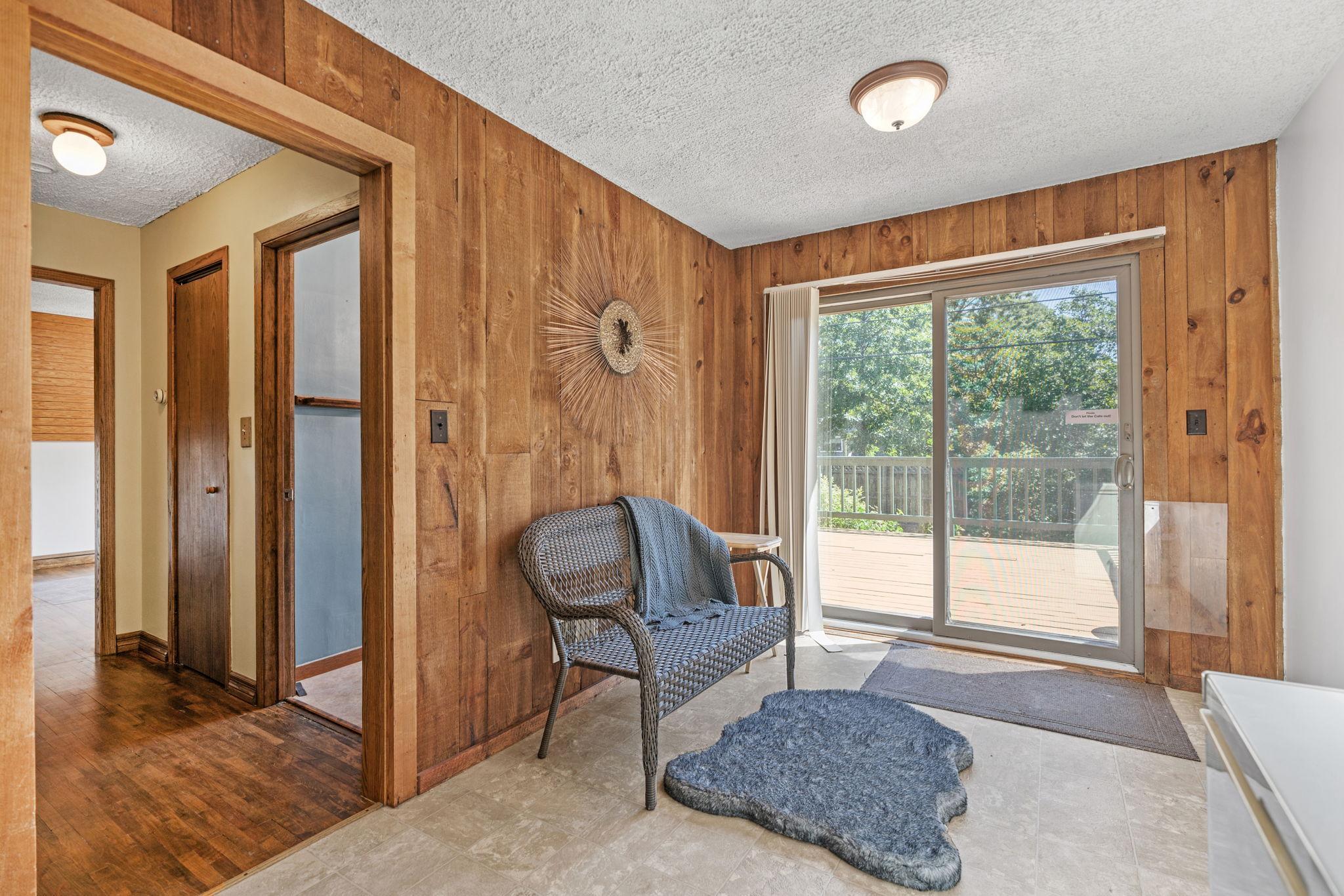 Sun room, perfect for relaxing!