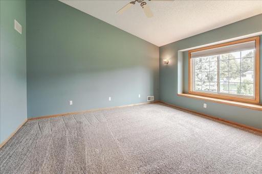 18580 Explorer Court, Farmington, MN 55024
