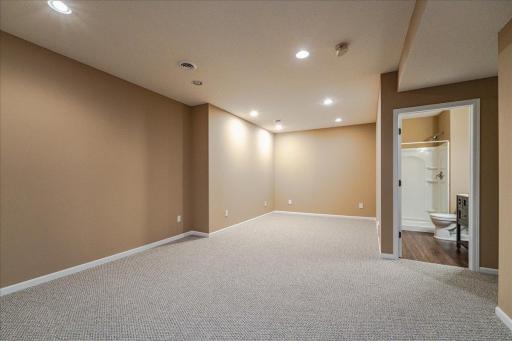 18580 Explorer Court, Farmington, MN 55024