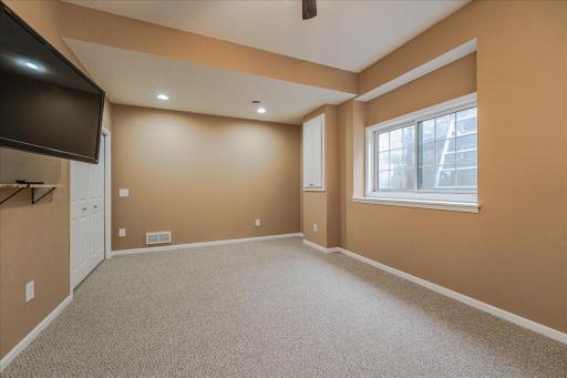 18580 Explorer Court, Farmington, MN 55024