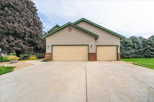 18580 Explorer Court, Farmington, MN 55024
