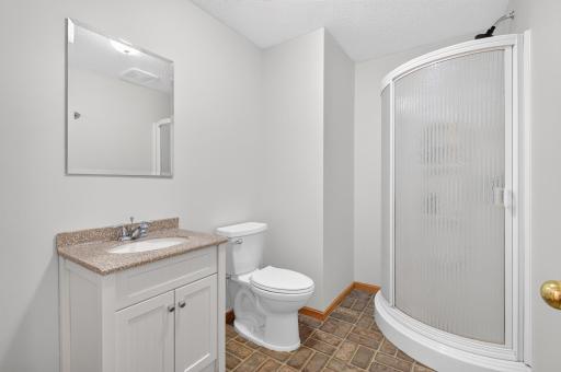 911 Cobblestone Lane, Belle Plaine, MN 56011