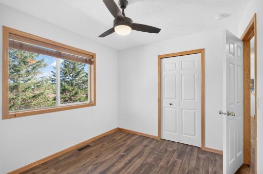 911 Cobblestone Lane, Belle Plaine, MN 56011