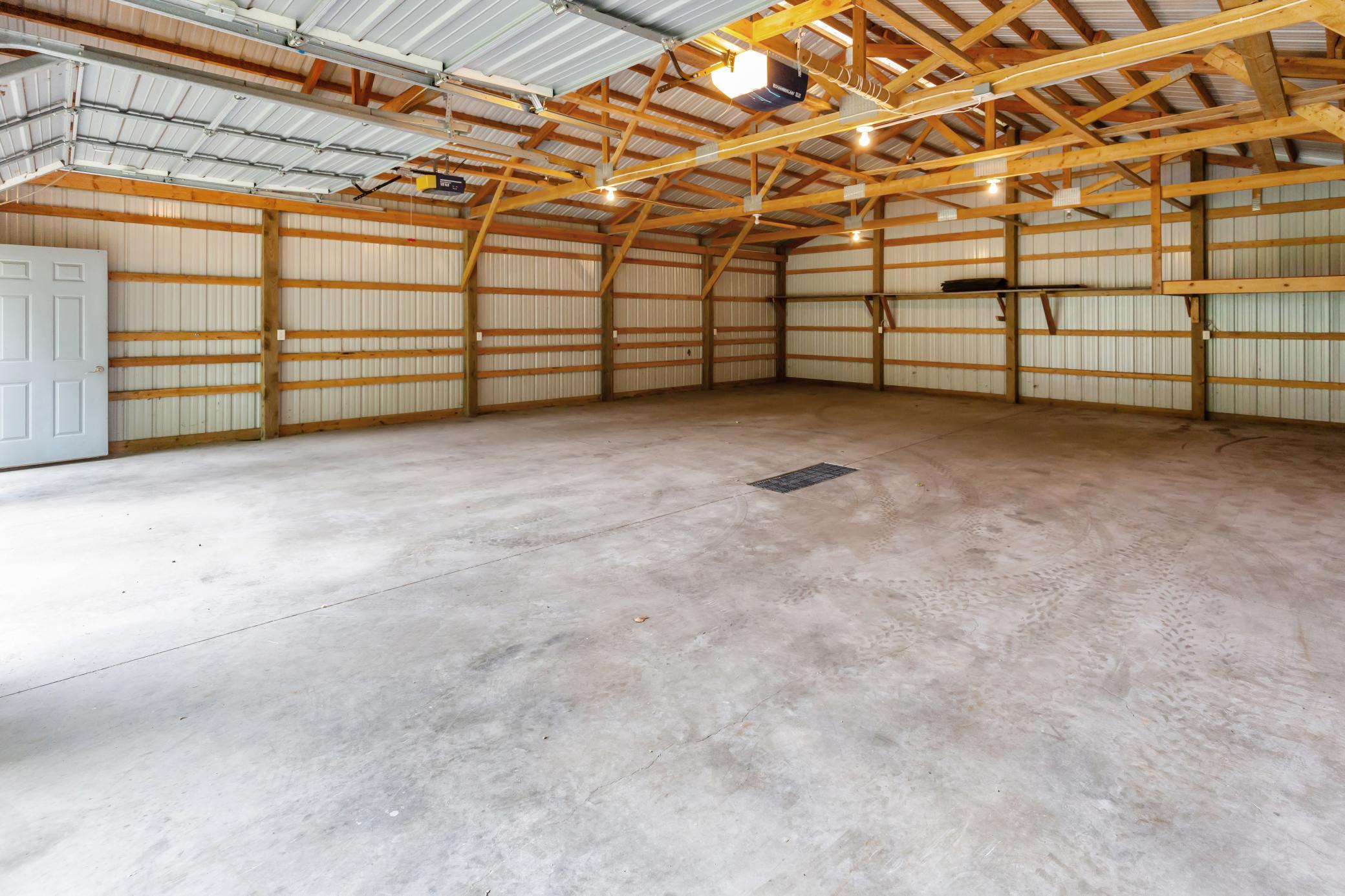 Pole shed 3.jpg