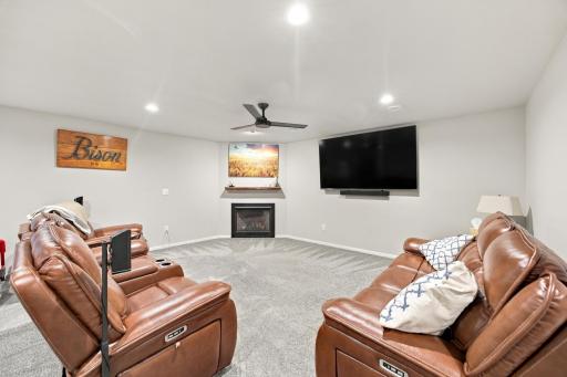 7233 28th Street S, Fargo, ND 58104
