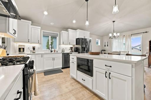 7233 28th Street S, Fargo, ND 58104
