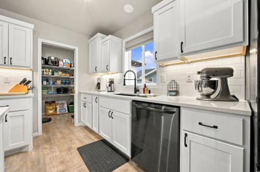 7233 28th Street S, Fargo, ND 58104