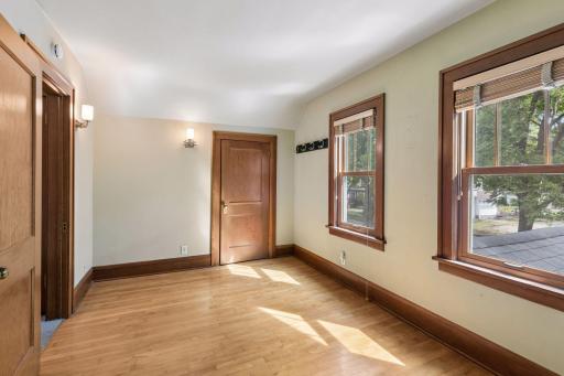 2740 41st Avenue S, Minneapolis, MN 55406