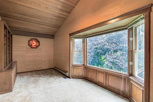 Enjoy your favorite book in the cozy library.