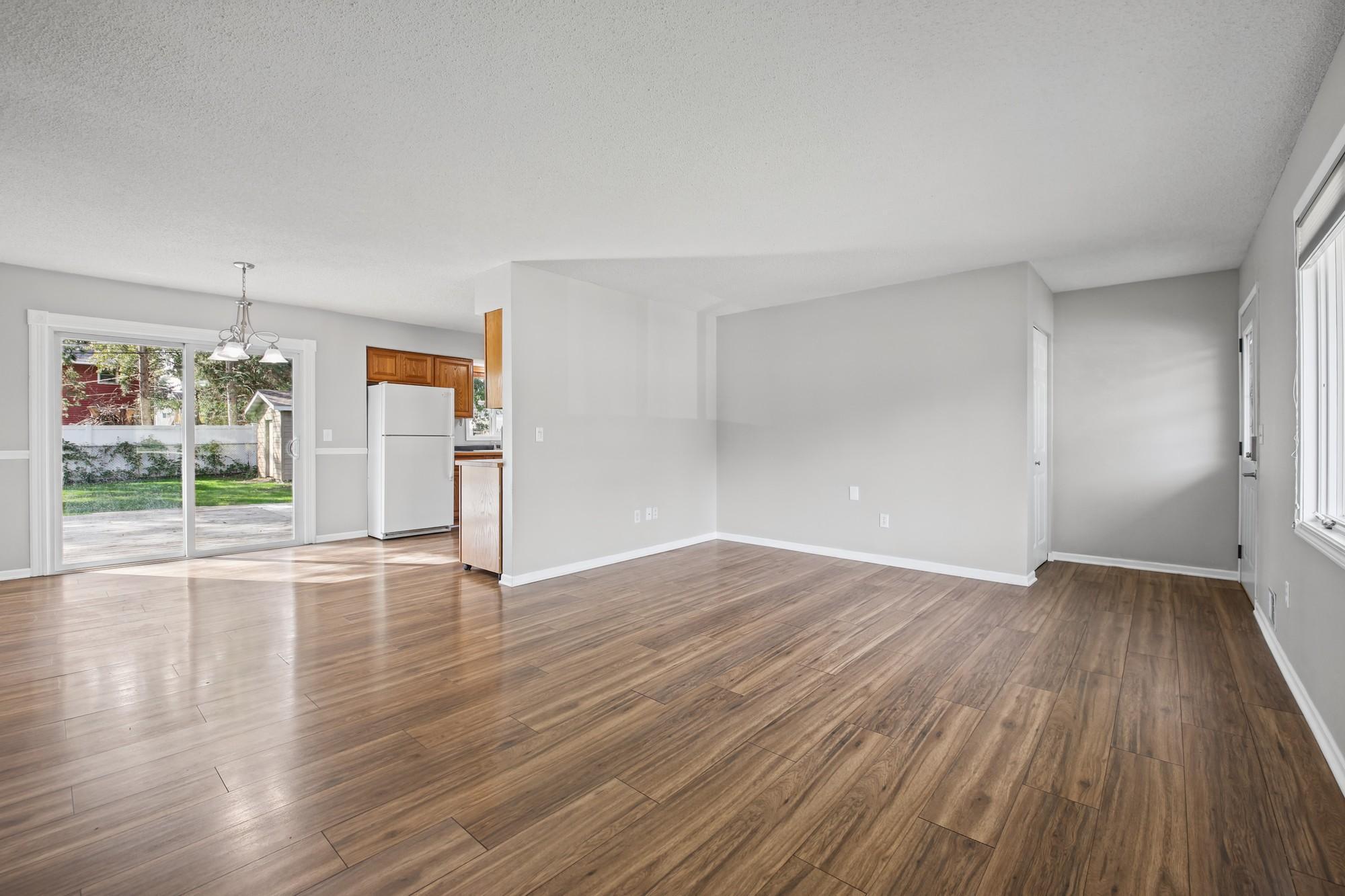 Living room/Dining
