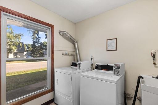 901 11th Avenue S, 5, Hopkins, MN 55343