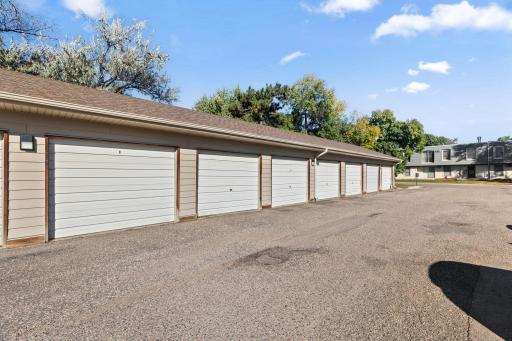 901 11th Avenue S, 5, Hopkins, MN 55343