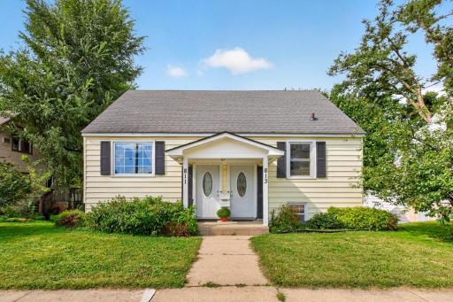 813 4th Avenue NW, Rochester, MN 55901