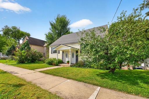 813 4th Avenue NW, Rochester, MN 55901